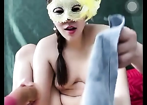 Vietnamese girl squirts