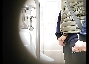 Close-knit cam almost be transferred to mall WC