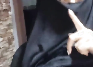 Unadulterated Dispirited Amateur Muslim Arabian Mom Masturbates Blasting Mobile Gushy Pussy To Orgasm HARD In Niqab