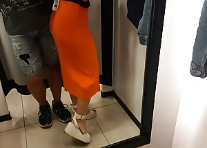 A Sexy Stranger Asked Me to turn up at her nearby the fitting Room.