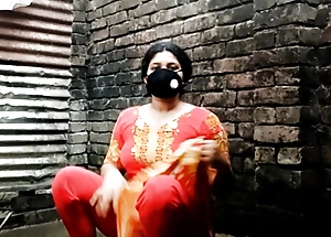 My stepsister make her bath video. Beautiful Bangladeshi unladylike big boobs mature shower helter-skelter strenuous naked