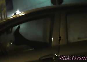 Sharing my slut wife with a stranger in car in front of voyeurs in a invoke occasion parking lot - misscreamy